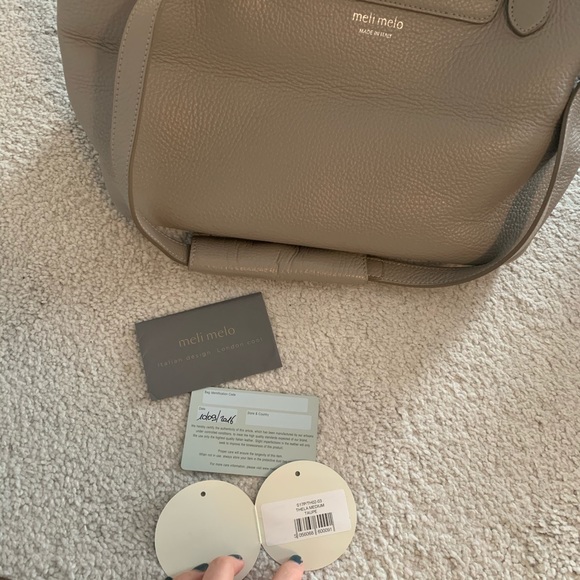 Meli Melo Medium Grey Leather Bag - Picture 7 of 10